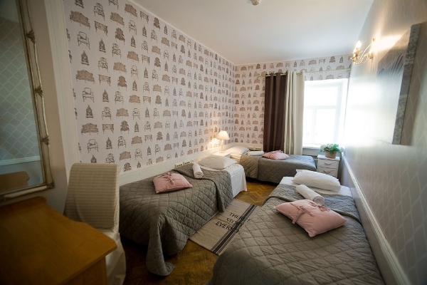 OldHouse Hostel